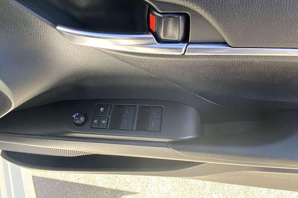 2022 Toyota Camry Ascent AXVH70R
