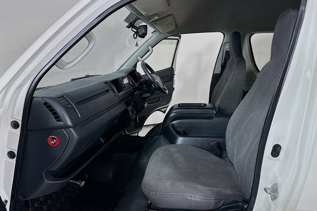 2015 Toyota Hiace COMMUTER KDH223R MY14