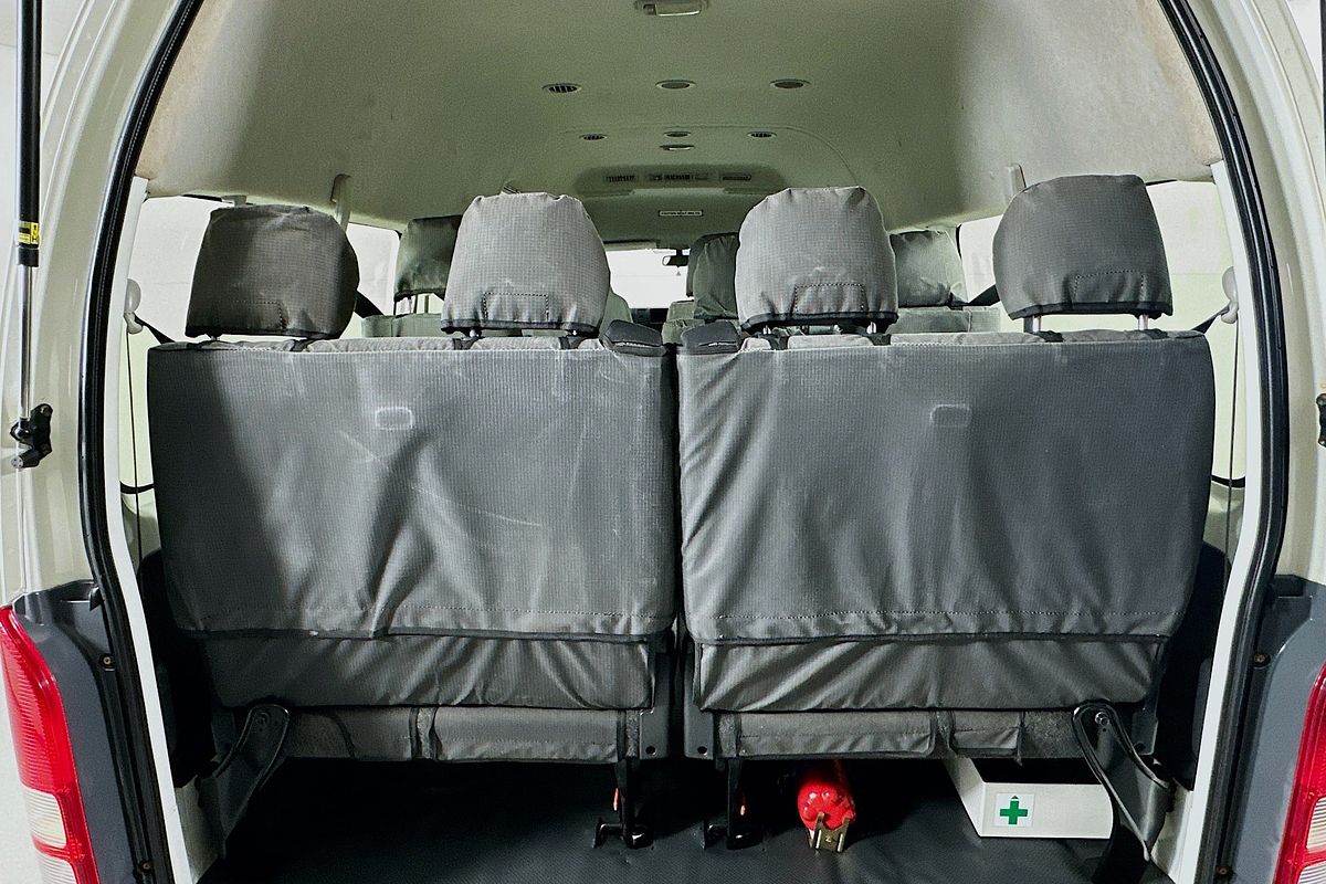 2015 Toyota Hiace COMMUTER KDH223R MY14