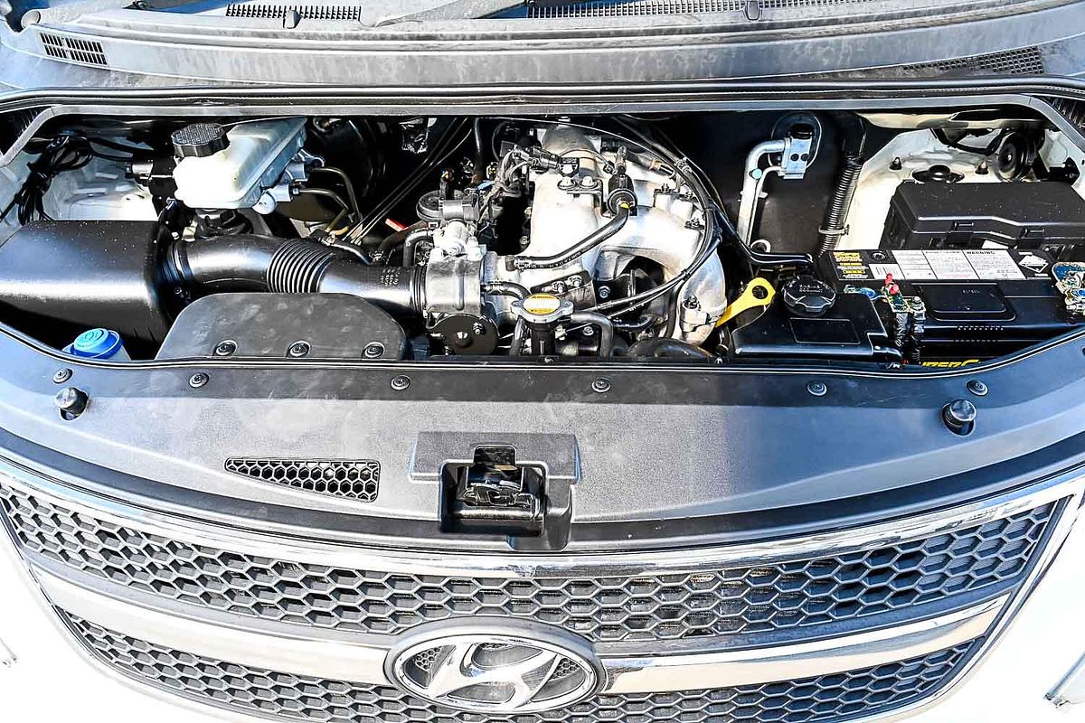 2011 Hyundai iMax TQ-W