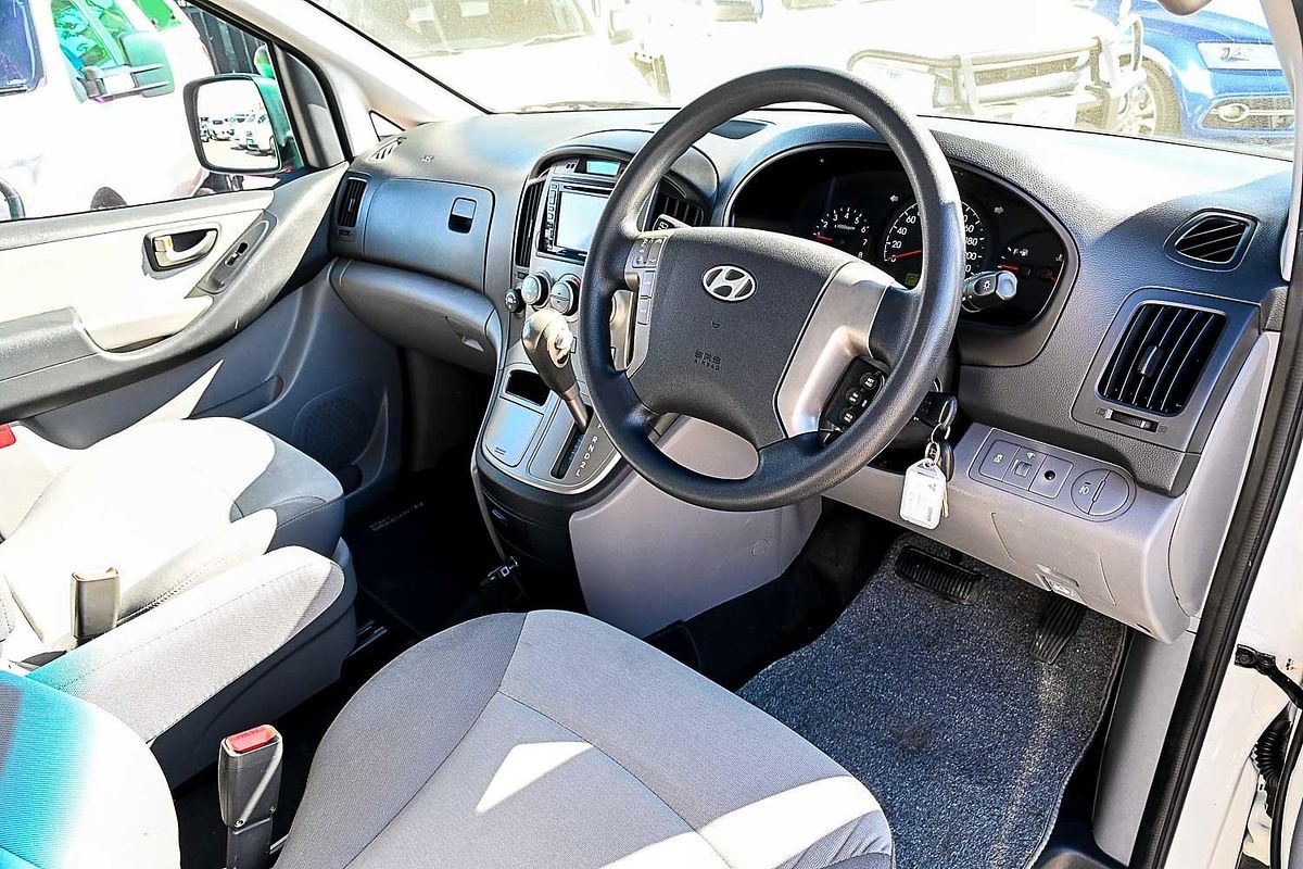 2011 Hyundai iMax TQ-W