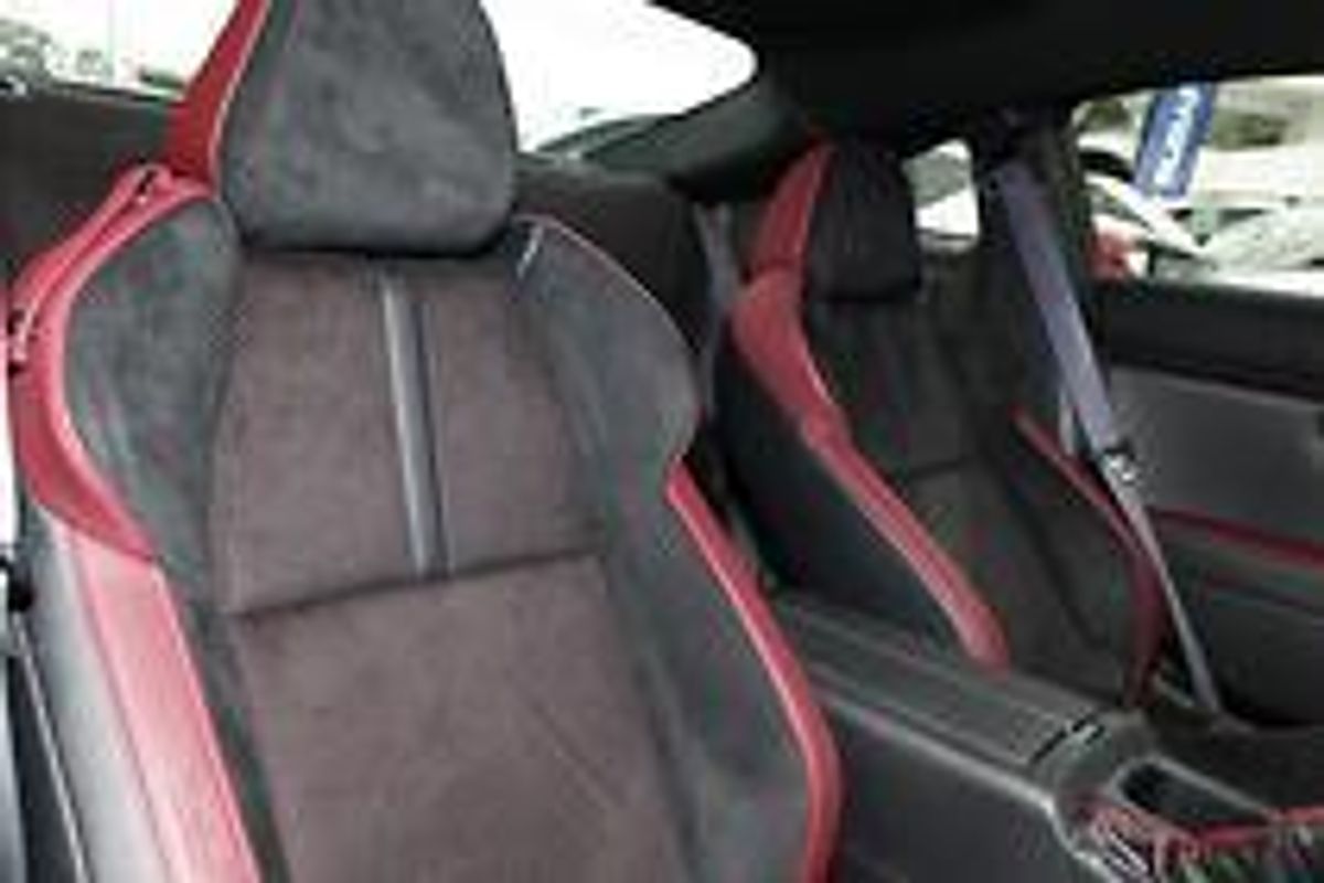 2025 Subaru BRZ tS ZD8