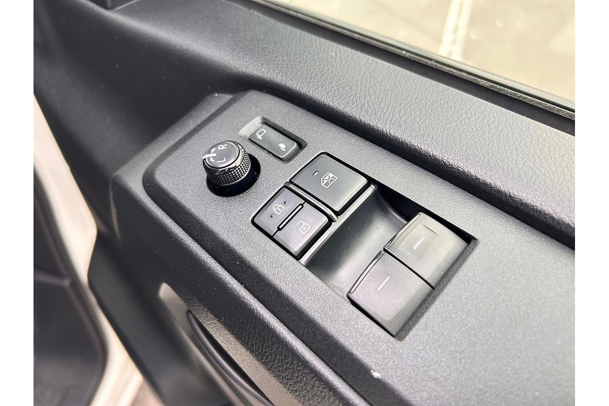 2021 Toyota Hiace GDH300R LWB