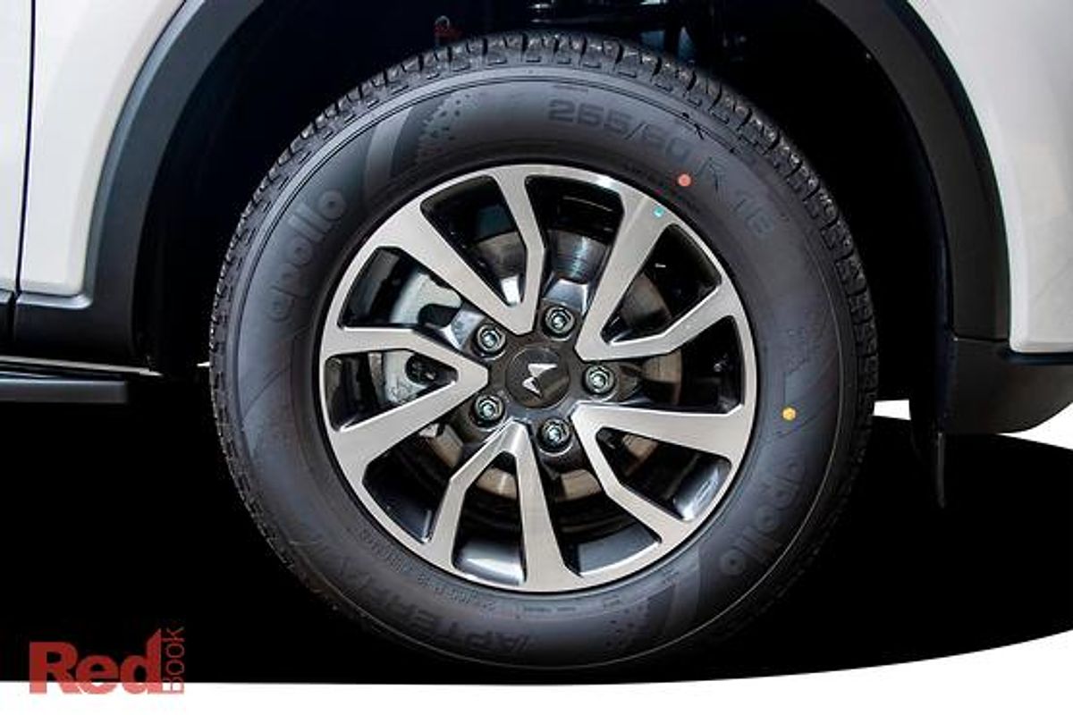 2024 Mahindra Scorpio Z8L