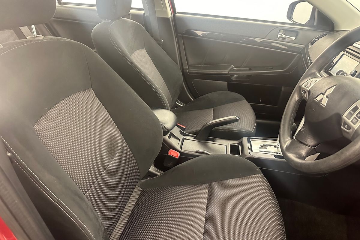 2017 Mitsubishi Lancer ES Sport CF