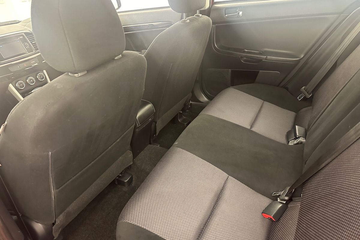 2017 Mitsubishi Lancer ES Sport CF