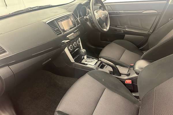 2017 Mitsubishi Lancer ES Sport CF
