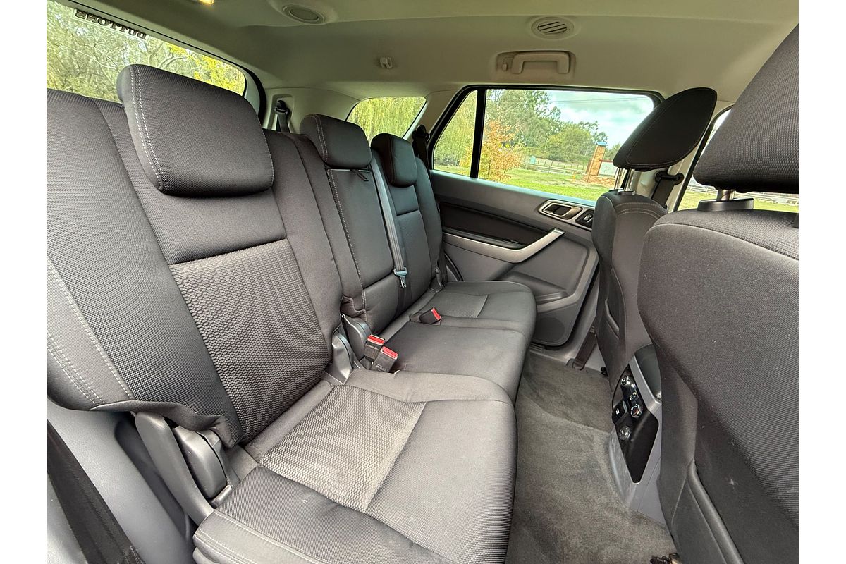 2015 Ford Everest Trend UA