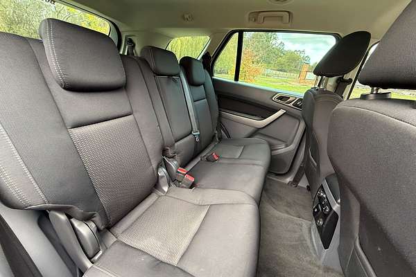 2015 Ford Everest Trend UA