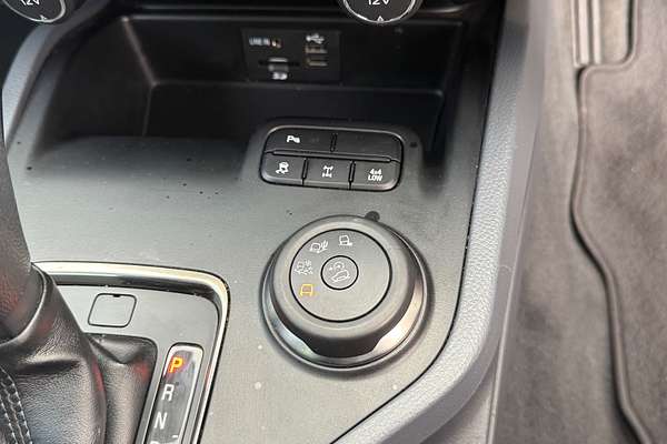 2015 Ford Everest Trend UA