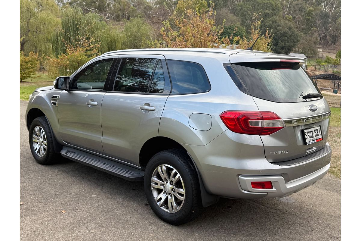 2015 Ford Everest Trend UA