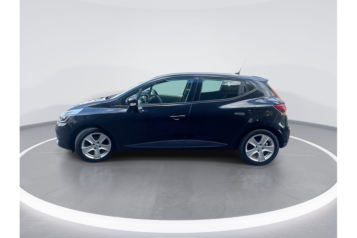 2014 Renault Clio Expression IV B98