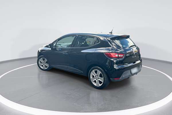 2014 Renault Clio Expression IV B98