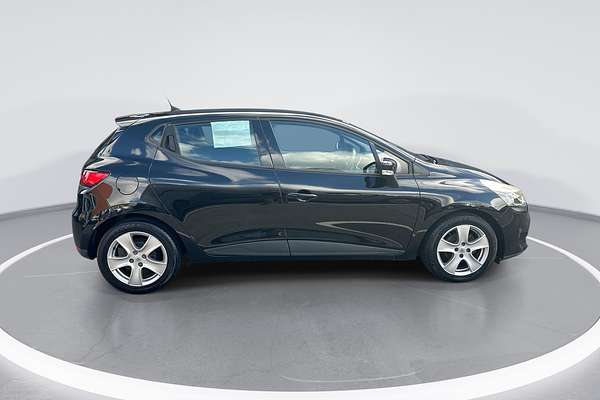 2014 Renault Clio Expression IV B98