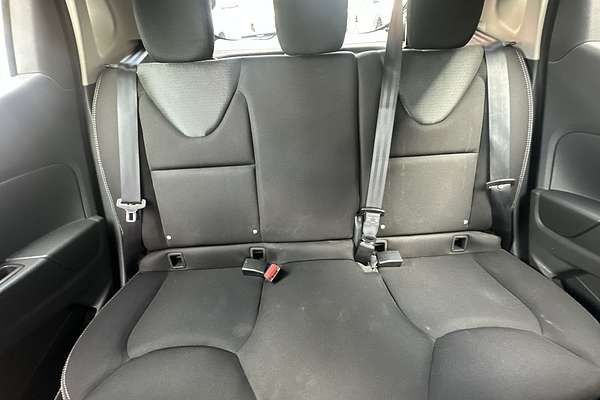 2014 Renault Clio Expression IV B98