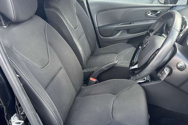 2014 Renault Clio Expression IV B98