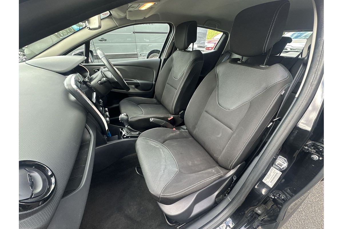 2014 Renault Clio Expression IV B98