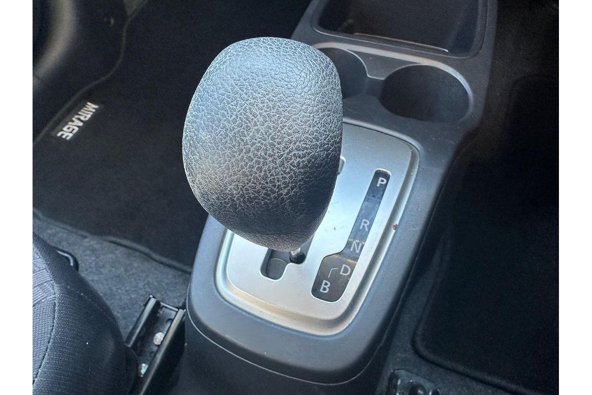 2016 Mitsubishi Mirage ES LA