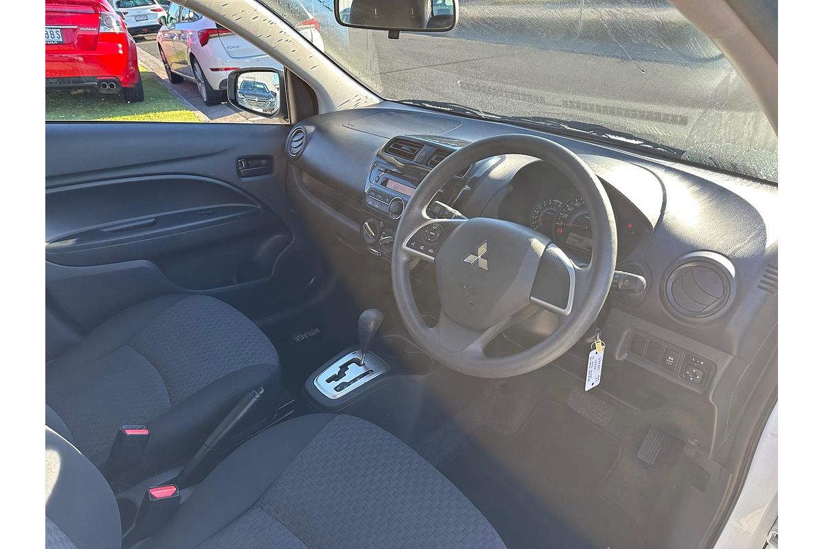 2016 Mitsubishi Mirage ES LA
