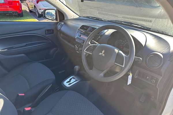 2016 Mitsubishi Mirage ES LA