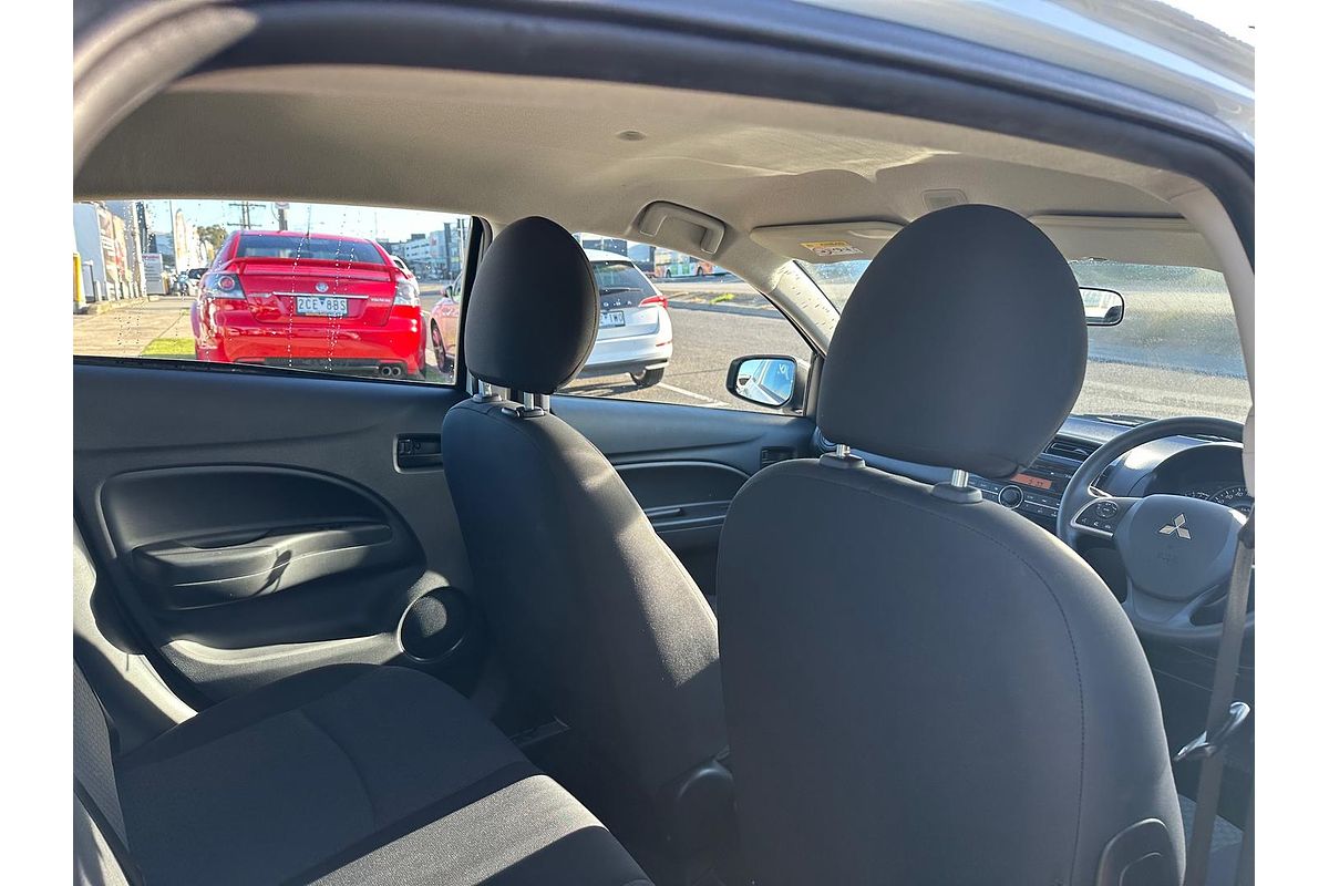2016 Mitsubishi Mirage ES LA