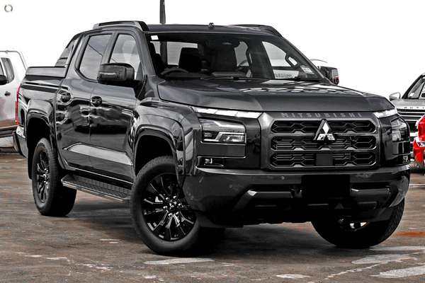 2025 Mitsubishi Triton GSR MV 4X4