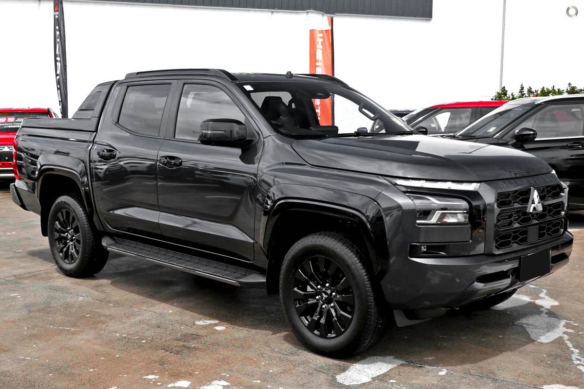 2025 Mitsubishi Triton GSR MV 4X4