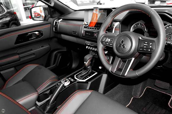 2025 Mitsubishi Triton GSR MV 4X4