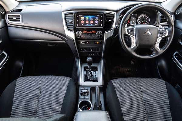 2021 Mitsubishi Triton GLS MR 4X4