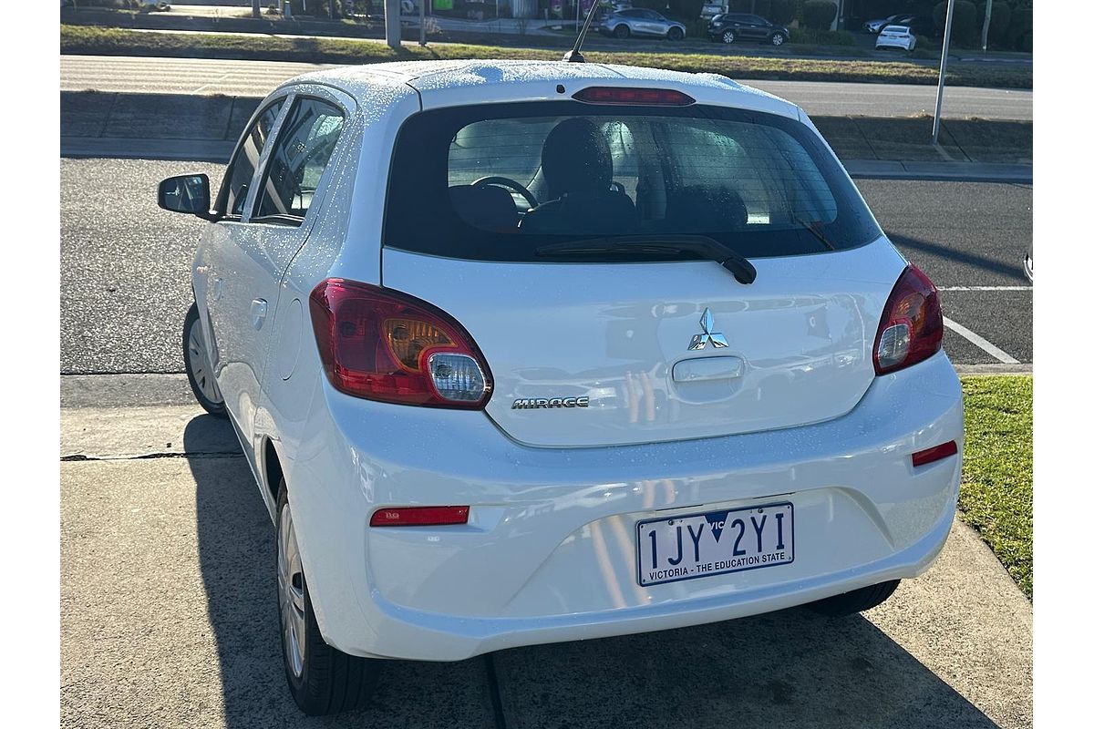 2016 Mitsubishi Mirage ES LA