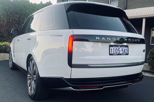 2022 Land Rover Range Rover D300 SE L460