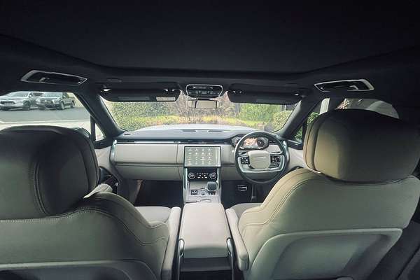 2022 Land Rover Range Rover D300 SE L460