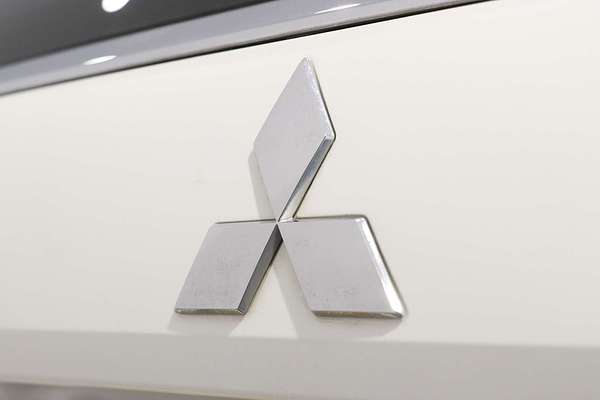 2021 Mitsubishi Outlander ES ZL
