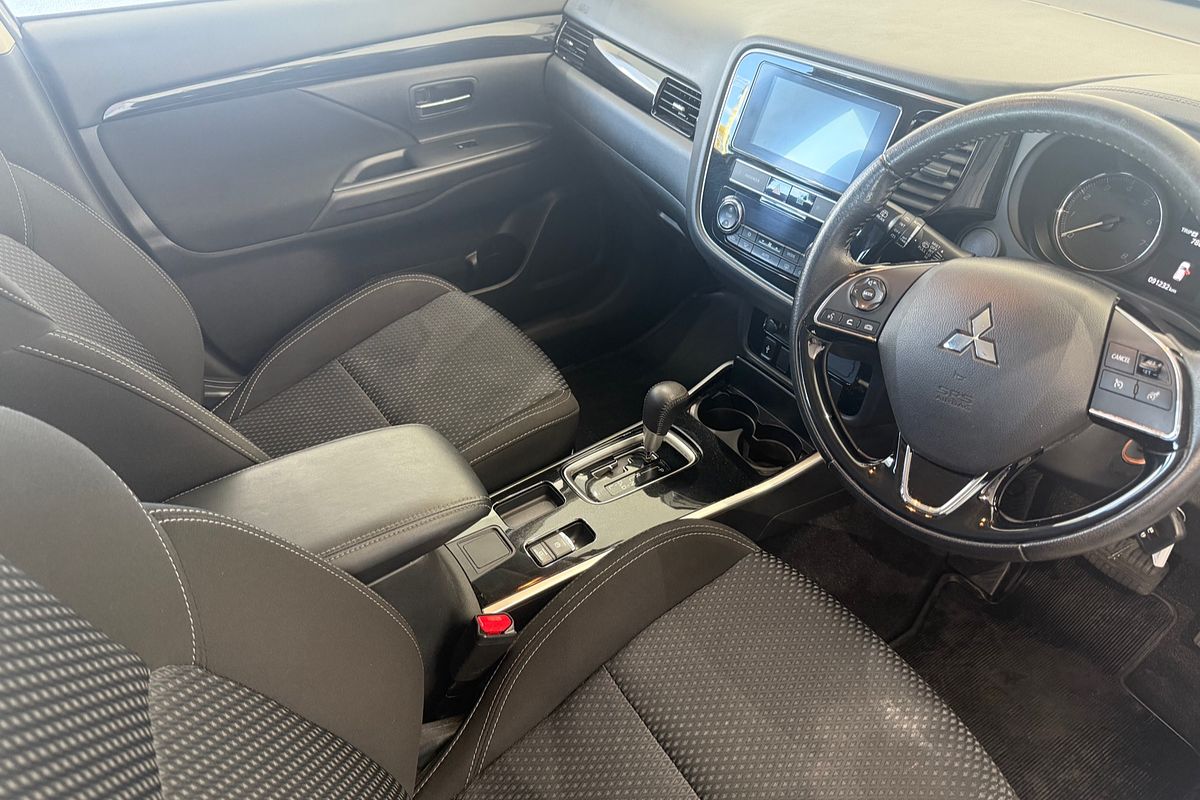 2019 Mitsubishi Outlander ES ZL