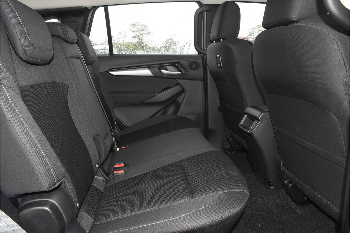 2025 Isuzu MU-X LS-M