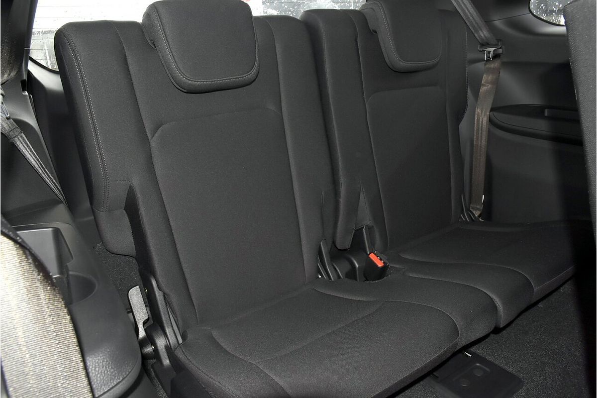 2025 Isuzu MU-X LS-M