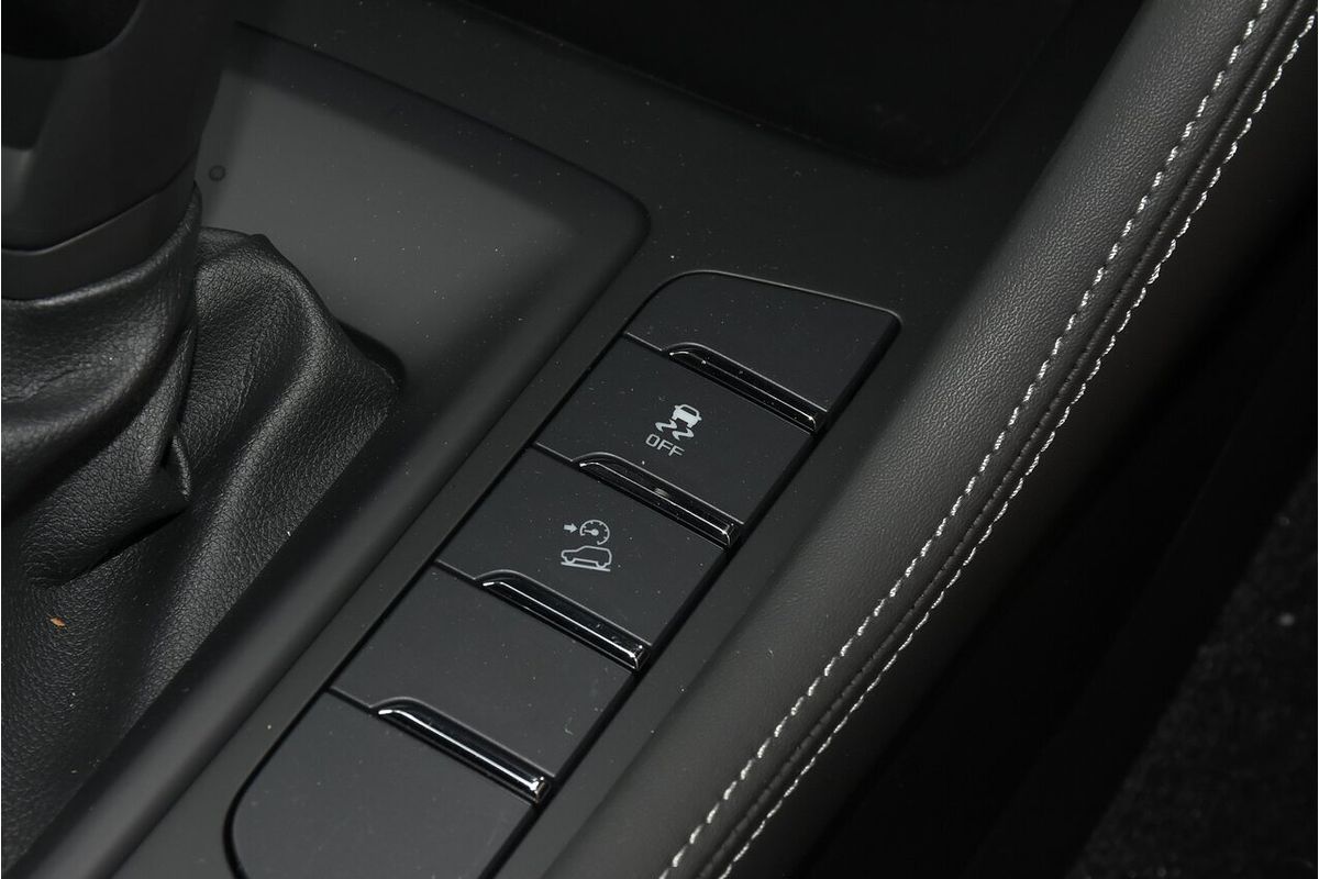 2025 Isuzu MU-X LS-M
