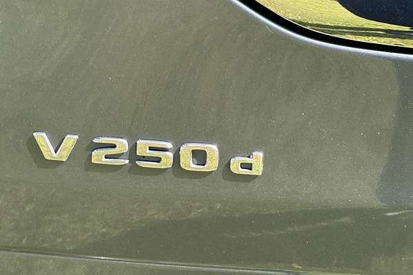 2020 Mercedes-Benz V-Class V220 d 447