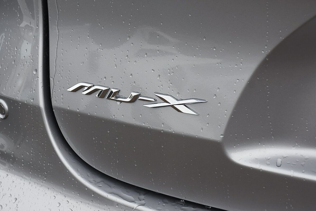 2025 Isuzu MU-X LS-M
