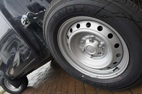 2025 Isuzu D-MAX SX High Ride Rear Wheel Drive