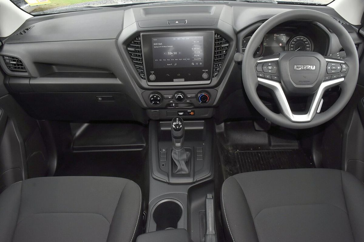 2025 Isuzu D-MAX SX High Ride Rear Wheel Drive
