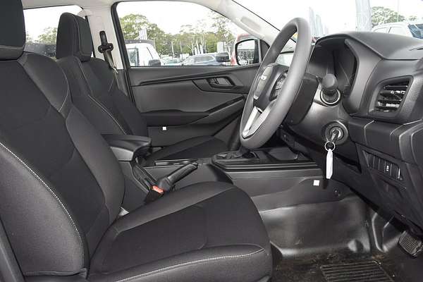 2025 Isuzu D-MAX SX High Ride Rear Wheel Drive