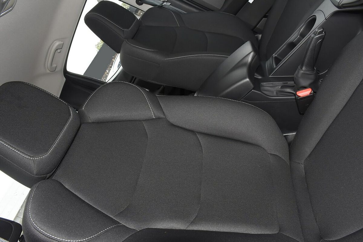 2025 Isuzu D-MAX SX High Ride Rear Wheel Drive
