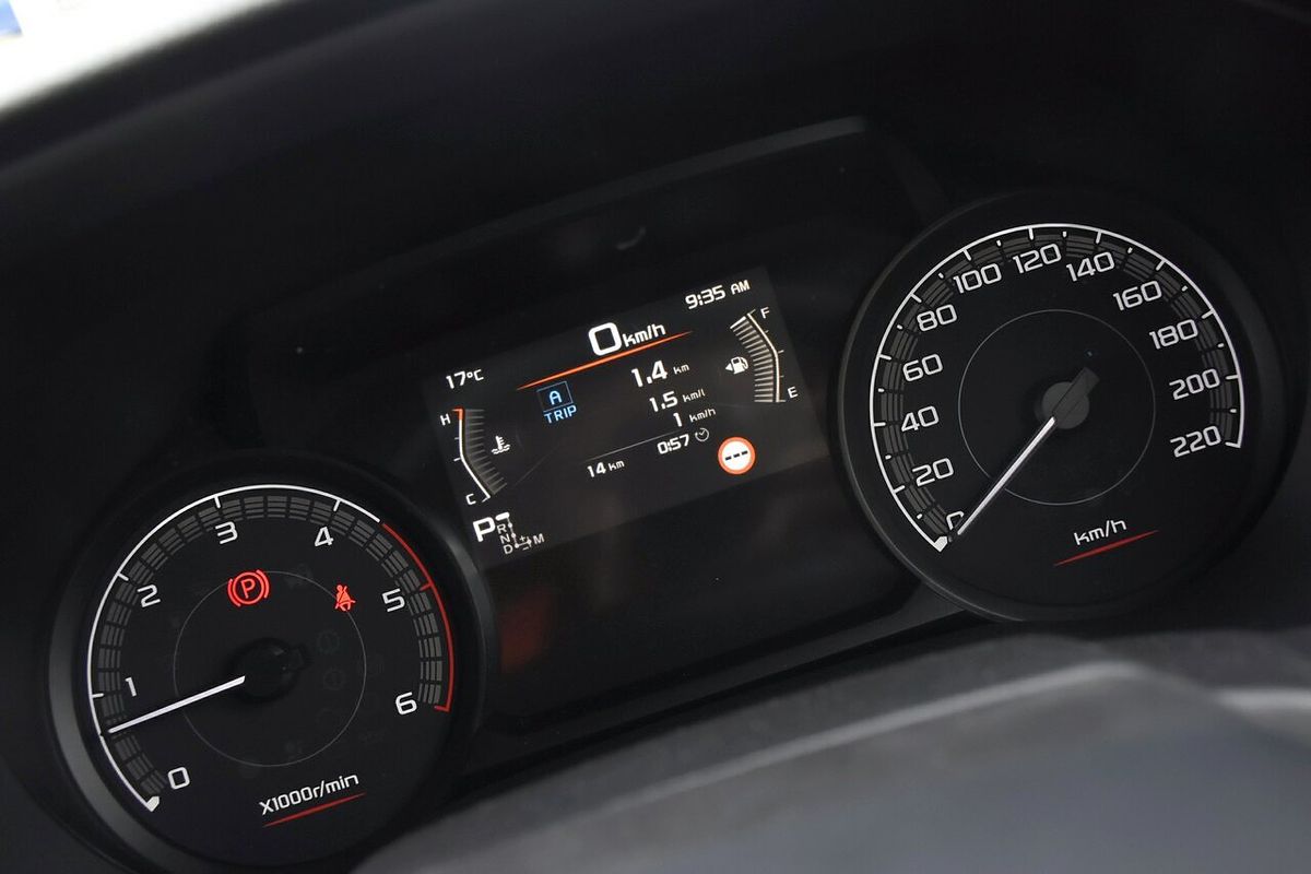 2025 Isuzu D-MAX SX High Ride Rear Wheel Drive
