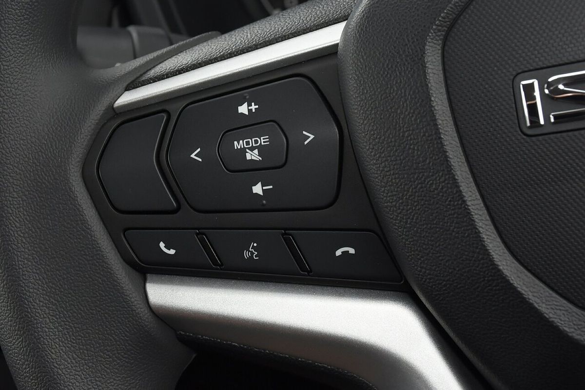 2025 Isuzu D-MAX SX High Ride Rear Wheel Drive
