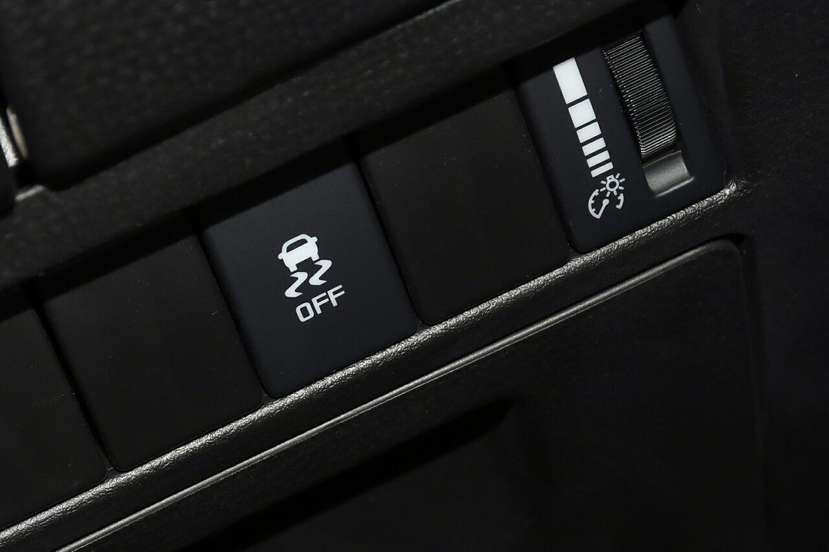 2025 Isuzu D-MAX SX High Ride Rear Wheel Drive