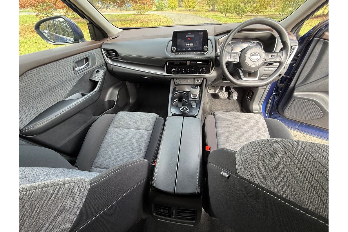 2023 Nissan X-TRAIL ST T33