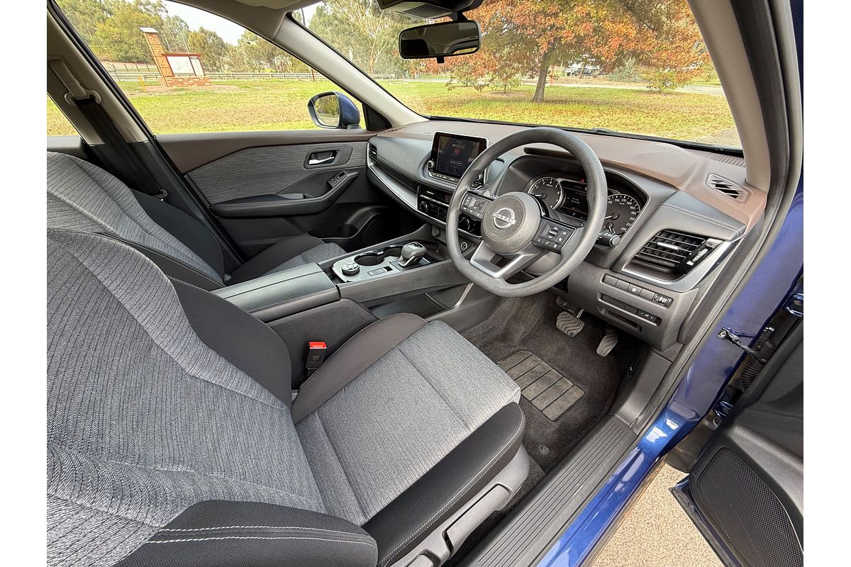 2023 Nissan X-TRAIL ST T33