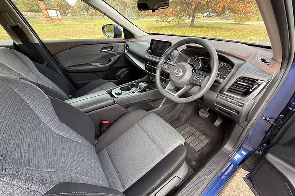 2023 Nissan X-TRAIL ST T33