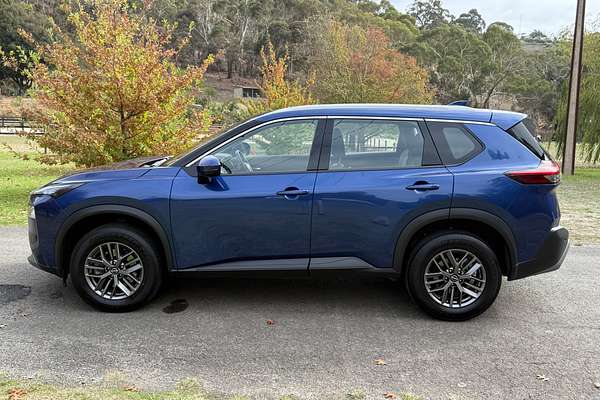 2023 Nissan X-TRAIL ST T33